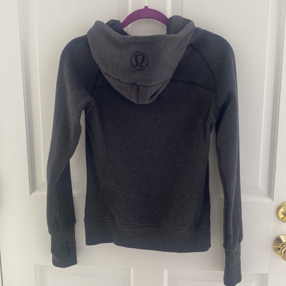 Lulu lemon hoodie - Picture 4 of 5